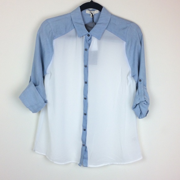 iris Tops - Iris | Chambray Shirt